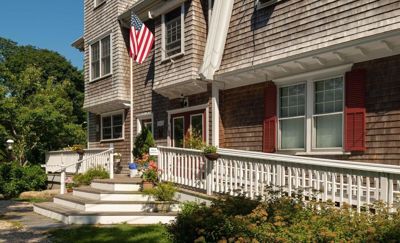 Palmer House Inn ฟัลเมาท์ ภายนอก รูปภาพ